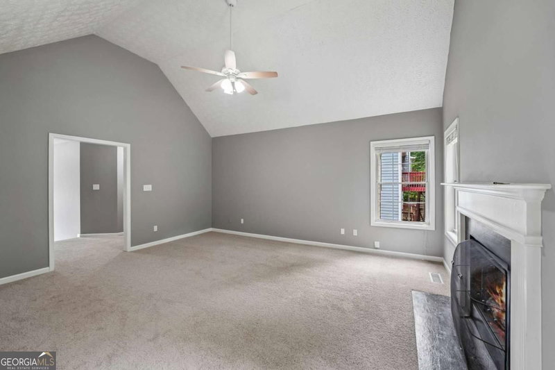 Photo 6 of 209 Eagle Glen Court