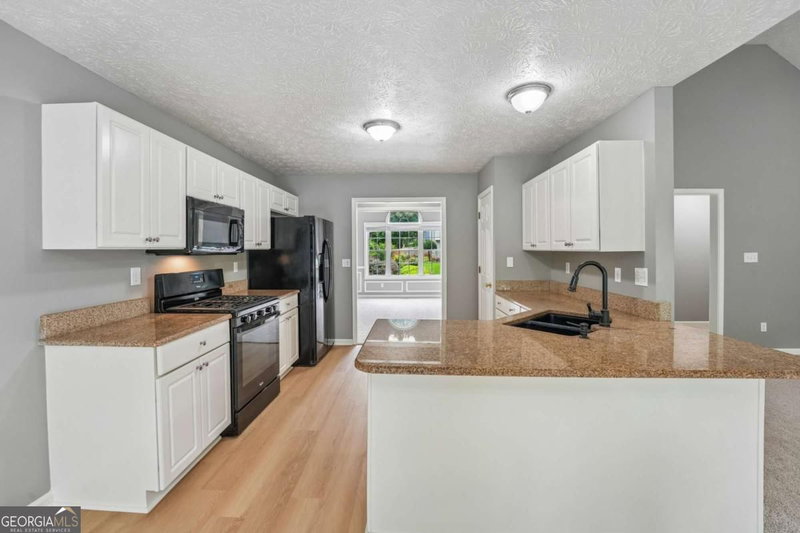 Photo 8 of 209 Eagle Glen Court