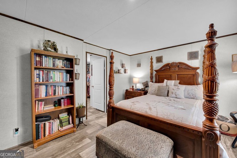 Photo 18 of 127 Georgia Drive