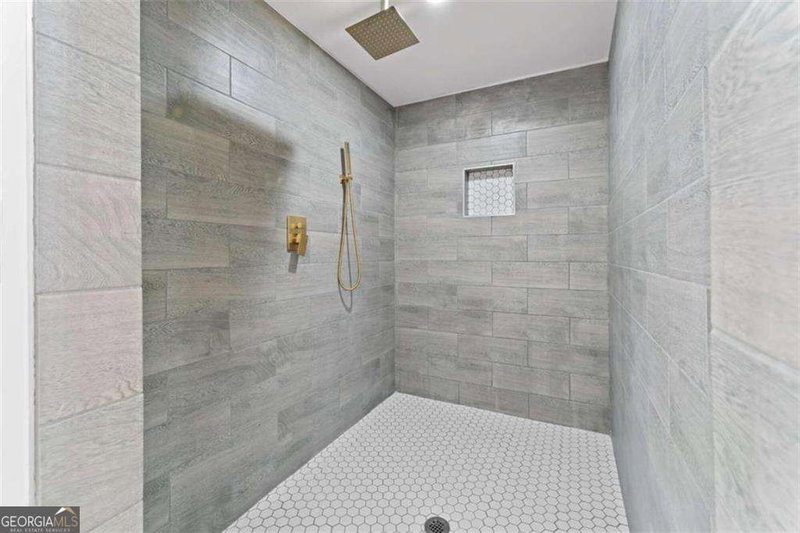 Photo 33 of 2023 Stoneleigh Drive
