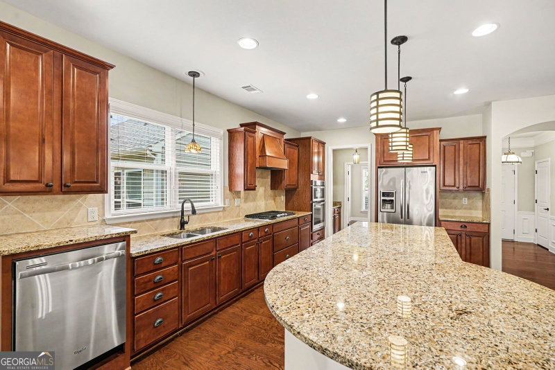 Photo 12 of 102 Crape Myrtle Drive