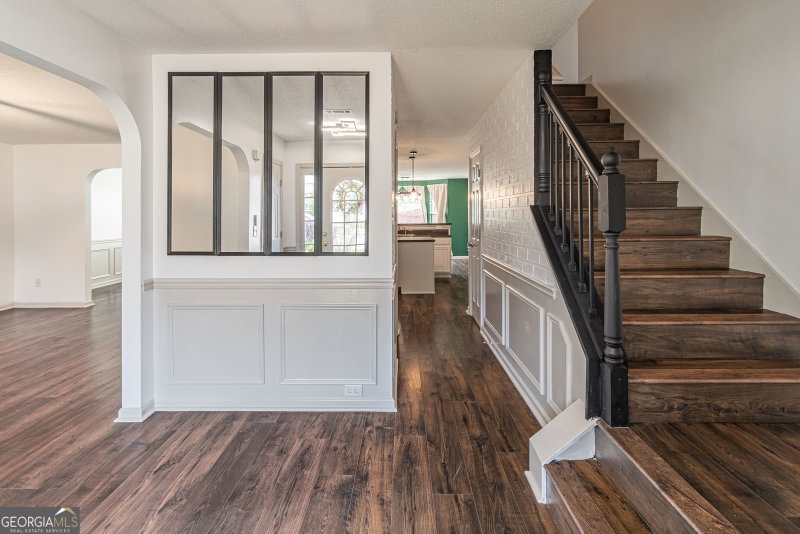 Photo 5 of 3707 Fremont Drive