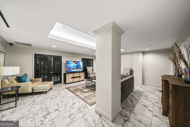 Photo 16 of 2870 Pharr Court South NW #203