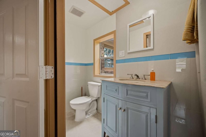 Photo 14 of 520 Pinecrest Drive