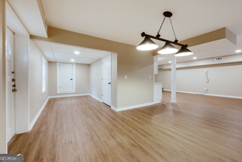 Photo 37 of 750 Glenwood Drive