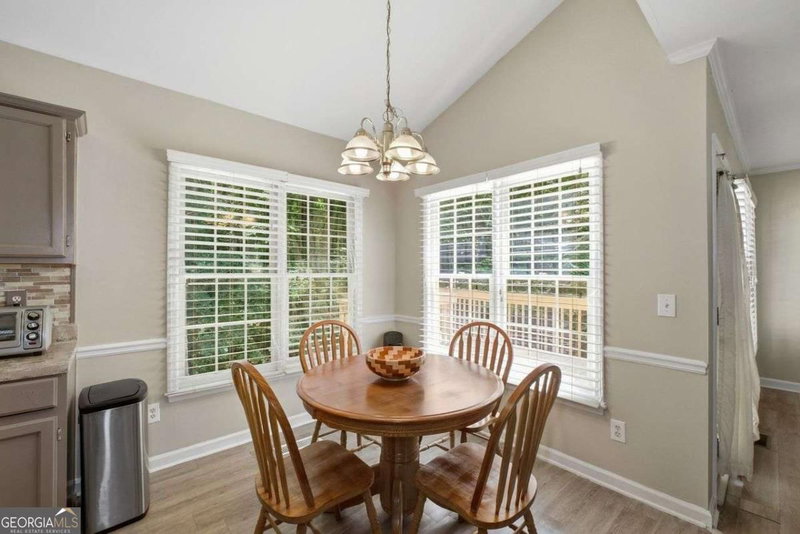 Photo 18 of 3089 Kaley Drive NW