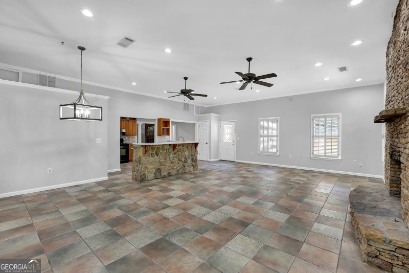 Photo 13 of 4934 Shiloh Drive