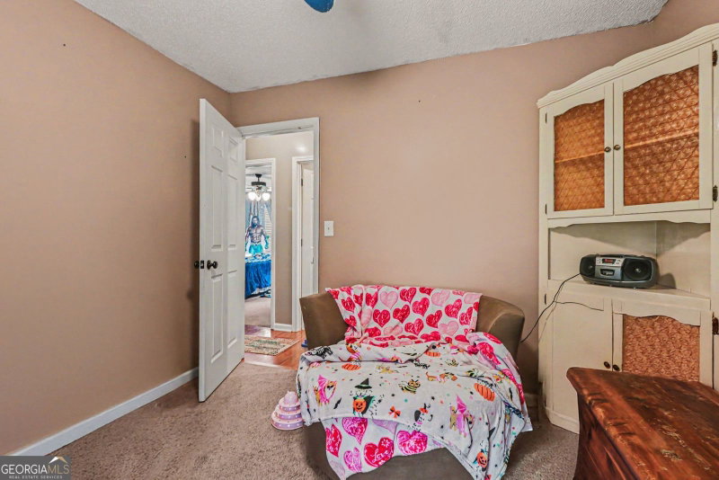 Photo 16 of 341 Thorn Thicket Drive