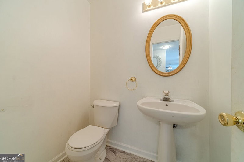 Photo 18 of 207 Belmont Drive