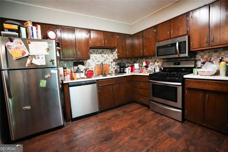 Photo 5 of 8265 Park Ridge Drive