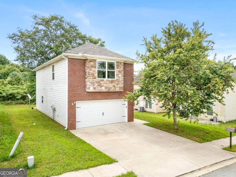 Photo 2 of 7268 Loblolly Lane