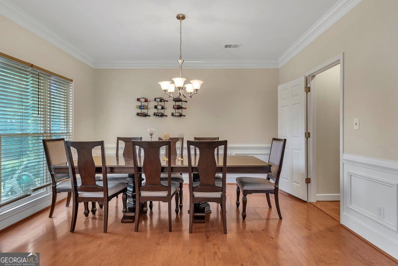 Photo 5 of 4341 Laurian Drive NW