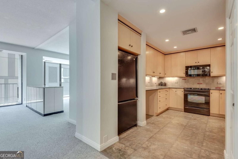 Photo 9 of 147 15th Street NE #5A