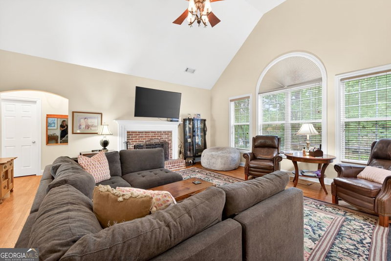 Photo 12 of 28 Montvale Drive