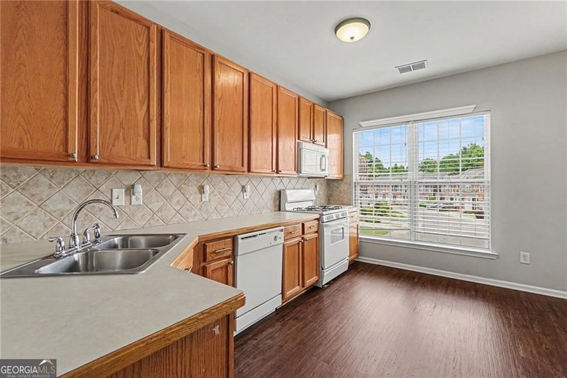 Photo 10 of 3158 Mill Springs Circle