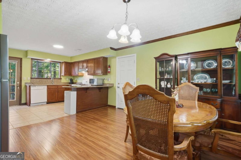 Photo 11 of 4231 Creek Hollow Way