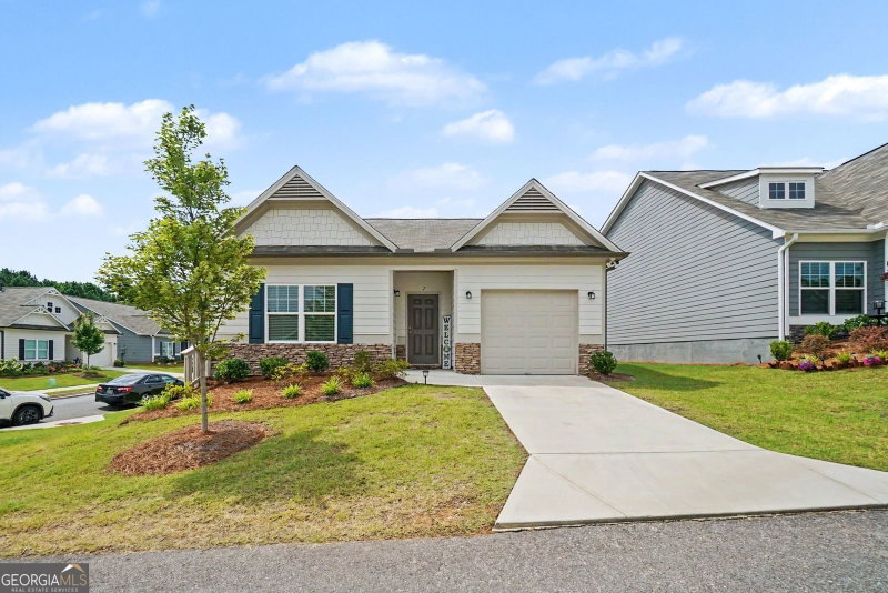 7 Rosebud Lane