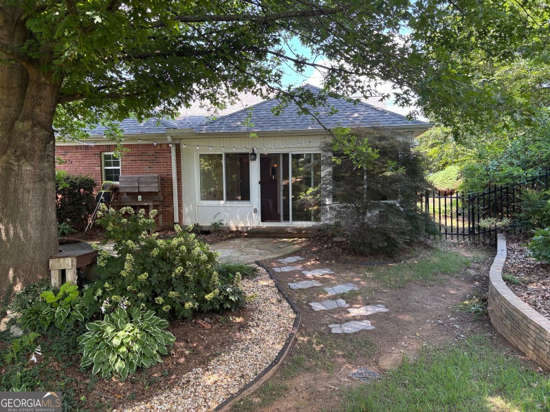 Photo 26 of 47 Blakewood Court