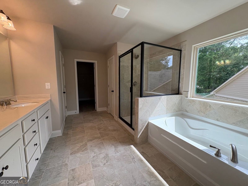 Photo 14 of 1046 Lakeview Oaks Court #20-B