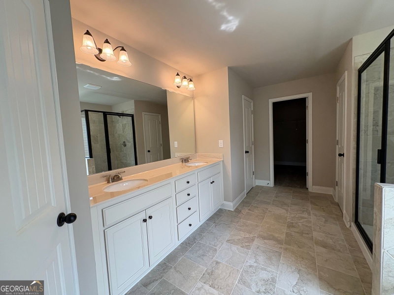 Photo 15 of 1046 Lakeview Oaks Court #20-B