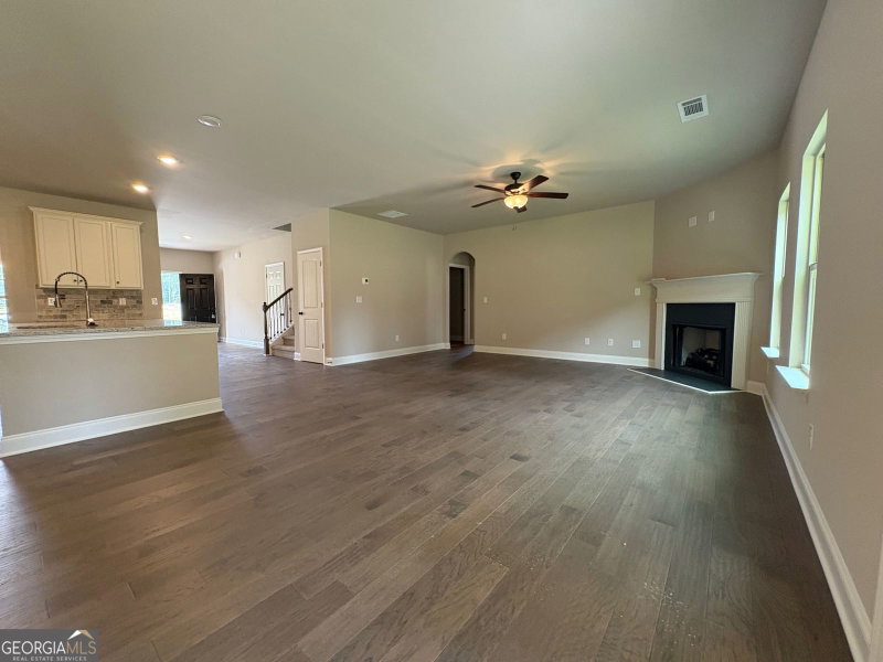 Photo 9 of 1046 Lakeview Oaks Court #20-B