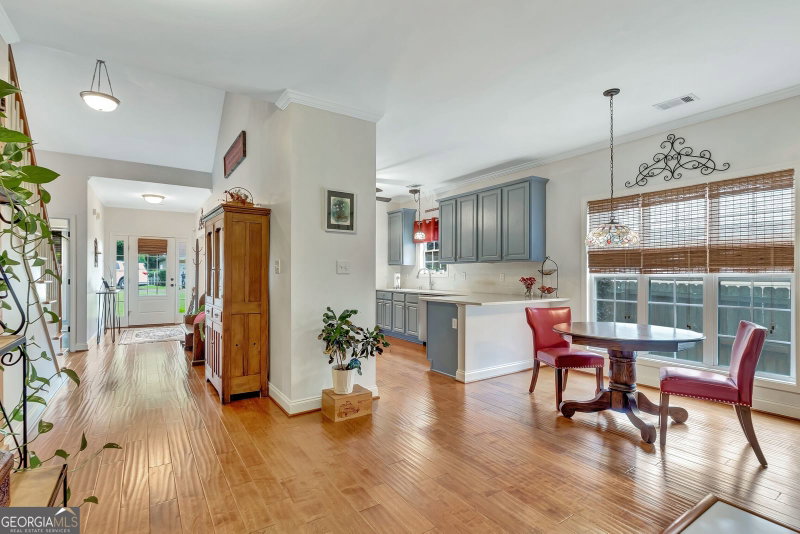 Photo 17 of 10 Westhill Drive