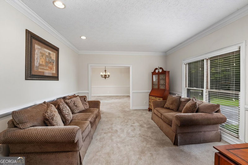 Photo 6 of 3450 Mackenzie Court