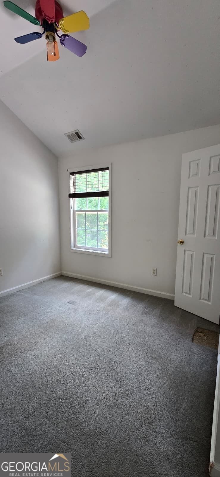 Photo 10 of 760 Wymill Road