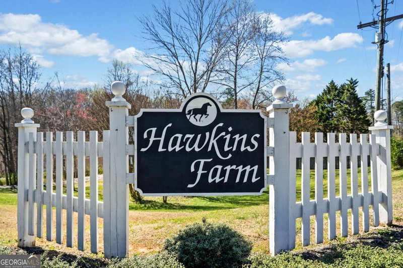Photo 6 of 228 Hawkins Farm Circle