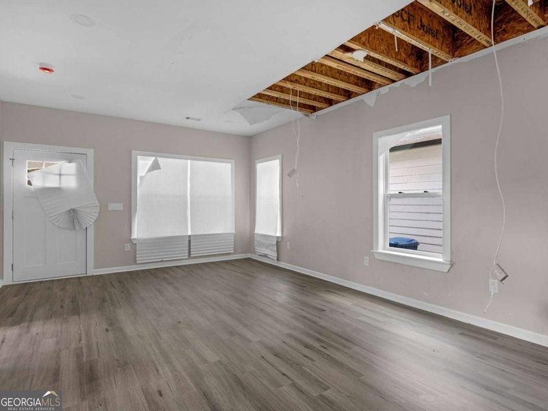 Photo 8 of 1090 Mcdaniel Street SW