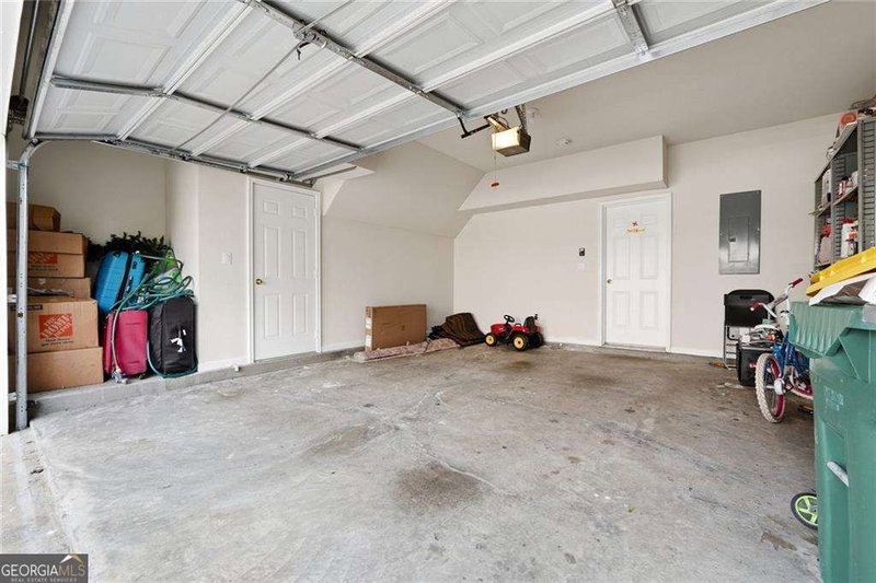 Photo 25 of 10823 Yorkwood Street