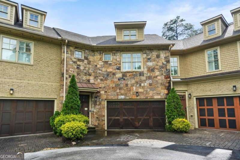 3002 Lenox Road NE #300