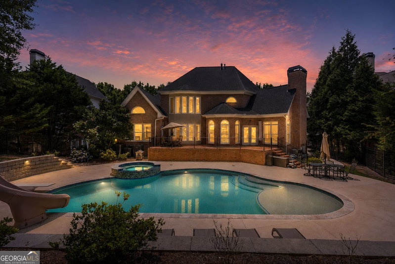 Photo 9 of 2373 Bronze Oak Lane