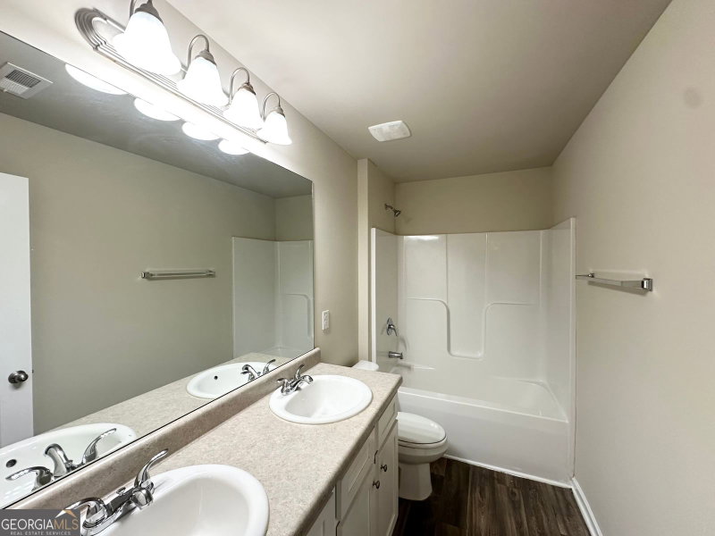 Photo 9 of 124 Donegal Way