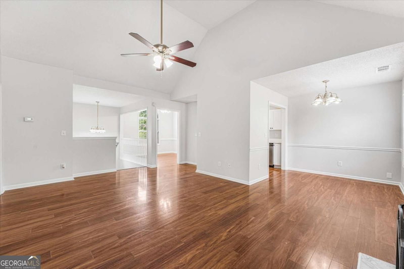 Photo 14 of 1312 Vine Circle
