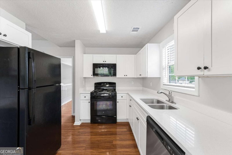 Photo 18 of 1312 Vine Circle