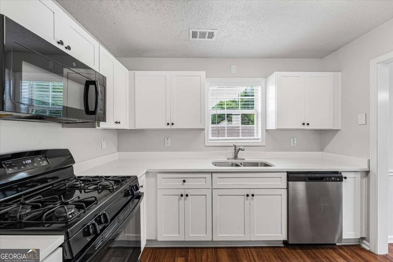 Photo 19 of 1312 Vine Circle