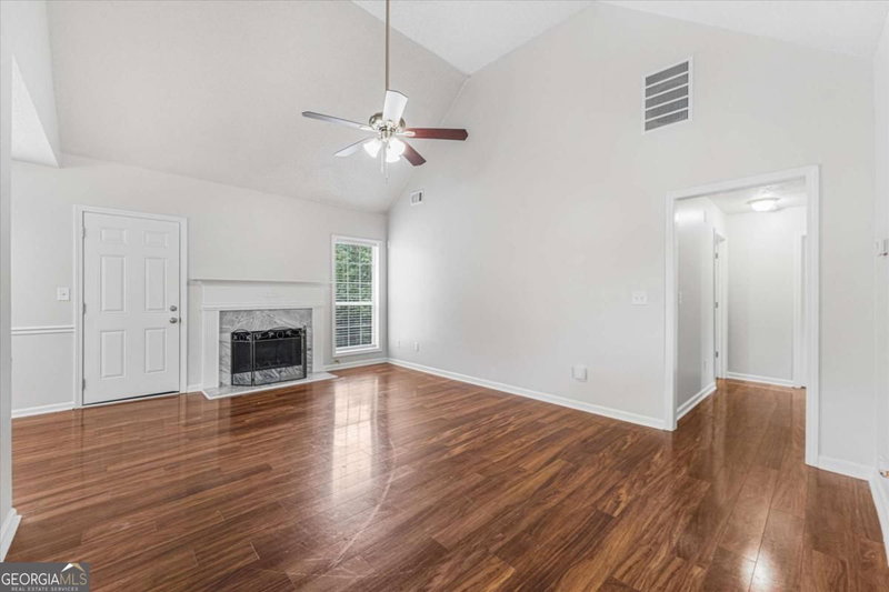 Photo 12 of 1312 Vine Circle