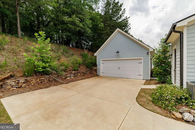 Photo 47 of 261 Highpointe Lane