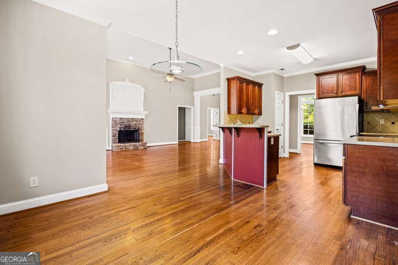 Photo 6 of 3207 Brigadier Way
