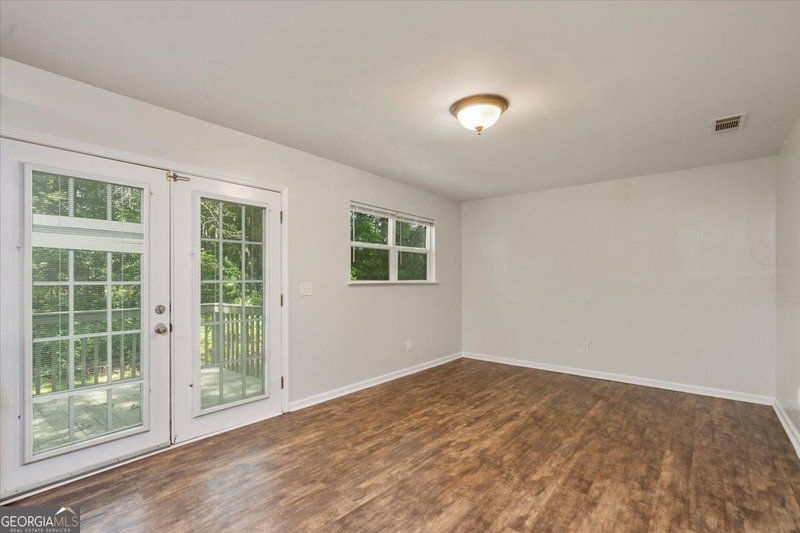 Photo 23 of 508 Thurmond Circle