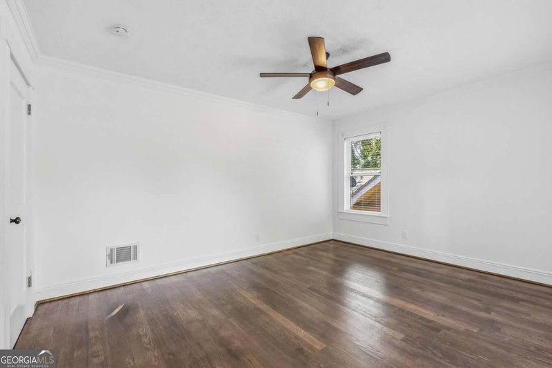 Photo 17 of 672 Kennesaw Avenue NE