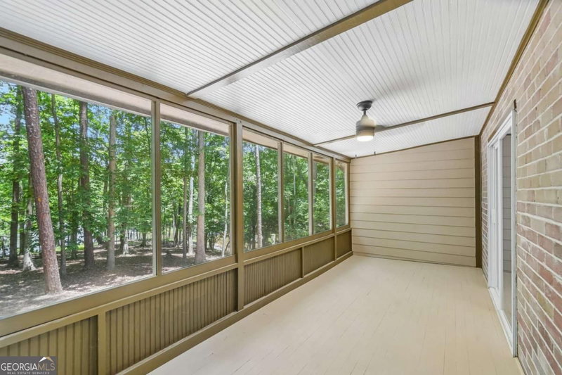Photo 17 of 5085 Balus Drive
