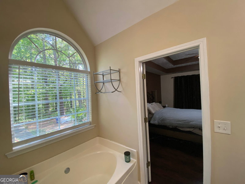 Photo 12 of 312 Cascade Court