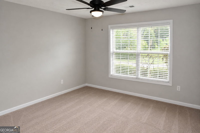 Photo 33 of 904 Meadow Walk Drive