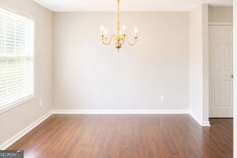 Photo 9 of 904 Meadow Walk Drive
