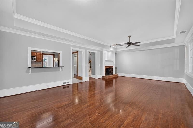 Photo 15 of 5427 Trentham Drive