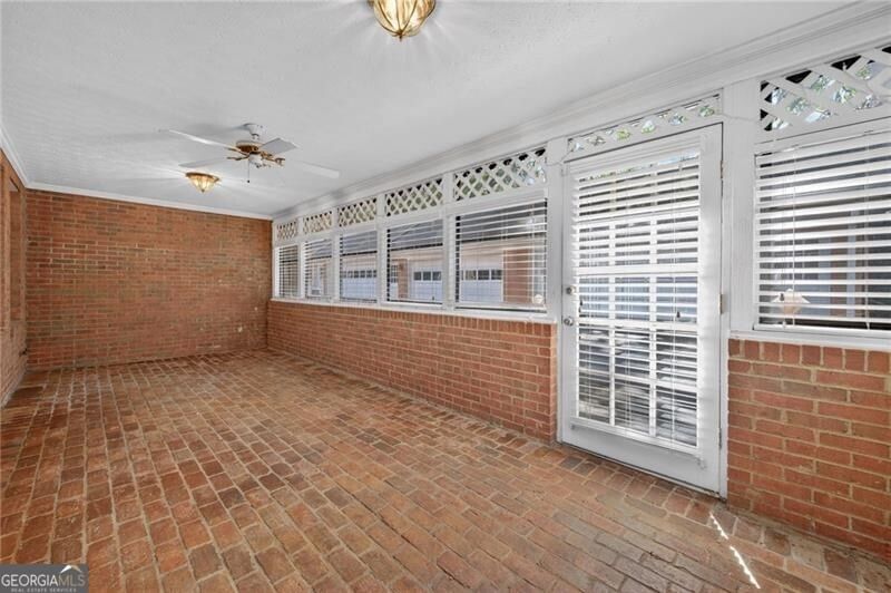 Photo 17 of 5427 Trentham Drive