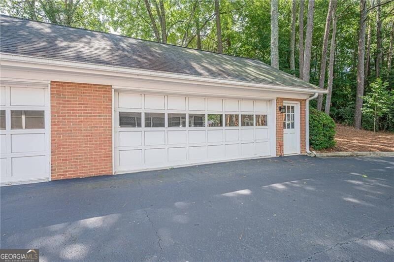 Photo 35 of 5427 Trentham Drive