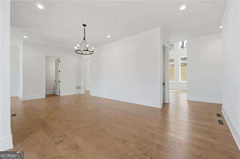 Photo 8 of 3915 Clifton Hill Court